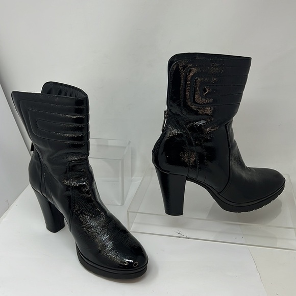 Aquatalia Sz 9 Black Patent Leather Mid Calf Back Zip Heel Boot - Picture 4 of 13
